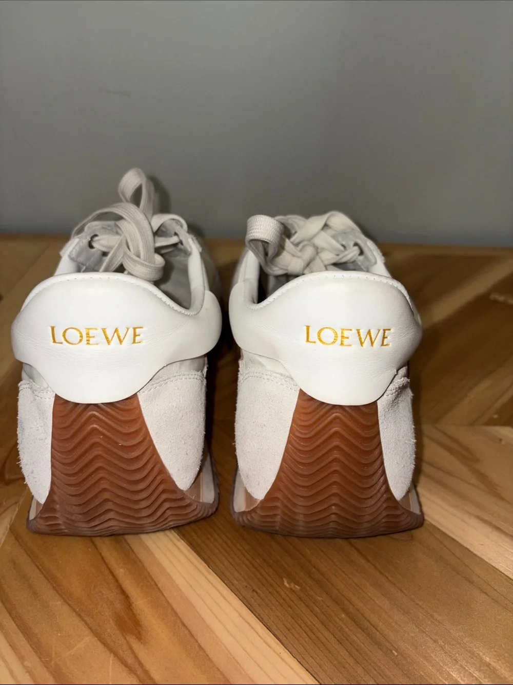 Women’s Cream & Gold Casual Runner Sneakers